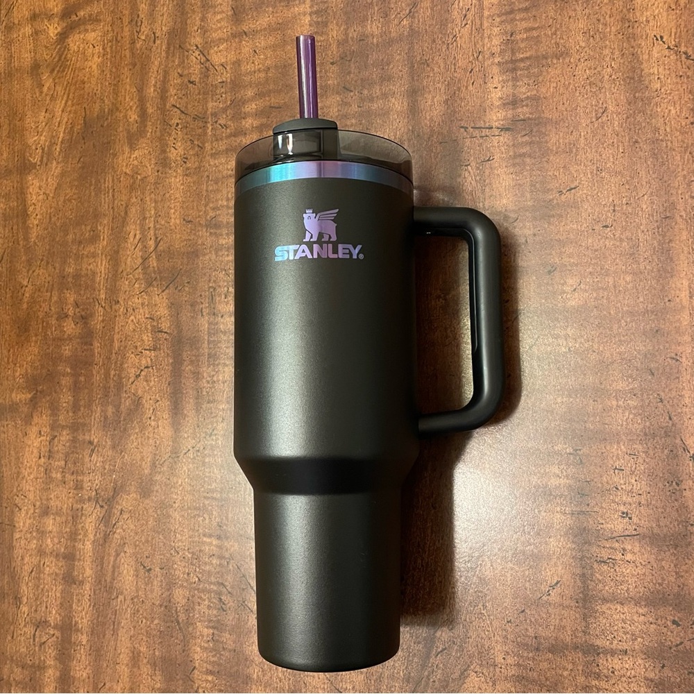Stanley 40 oz. Quencher H2.0 FlowState Tumbler Black Chroma